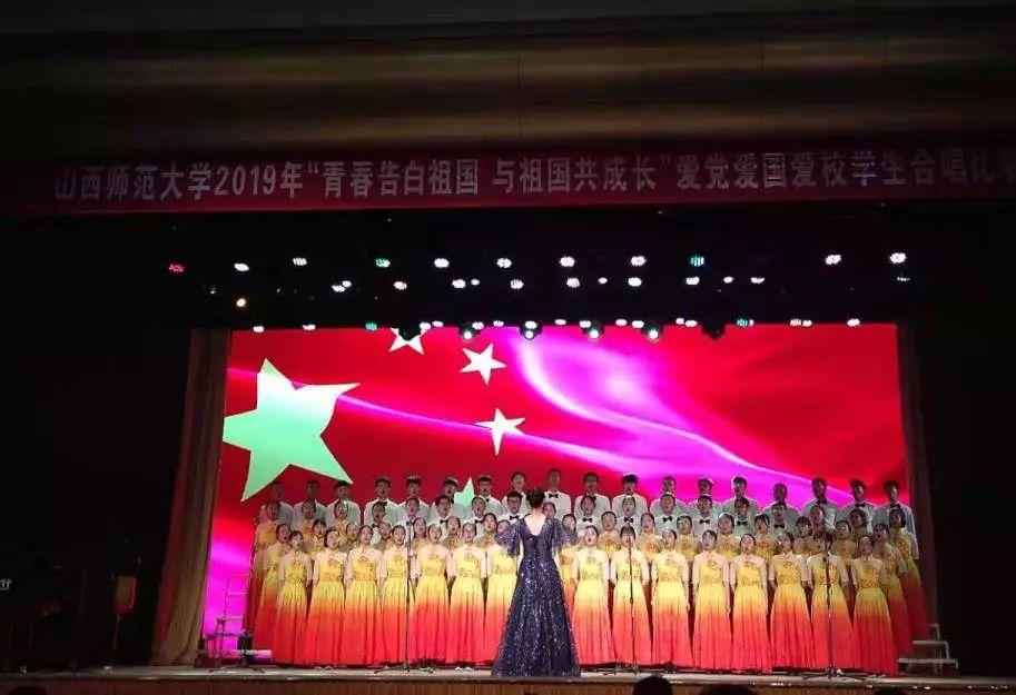 铺一个客厅,如果用面积为六平方分米,的地砖要400块,如果换用边长为两分米的地砖要多少块?平台,与你一起探索知识的星球